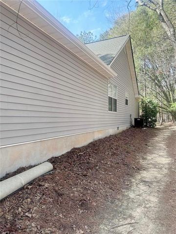 2072 Amberly Crossing Lane, Dacula, GA 30019