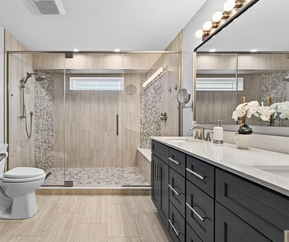 15004 Willa Court, Burnsville, MN 55306