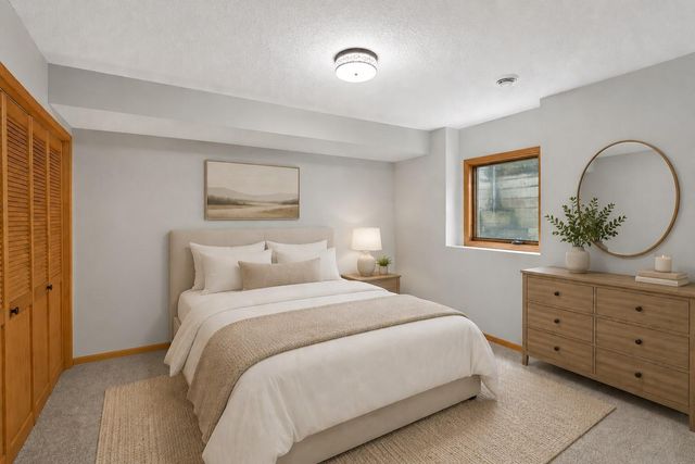 15004 Willa Court, Burnsville, MN 55306