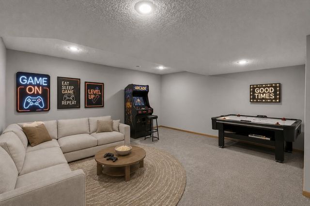 15004 Willa Court, Burnsville, MN 55306