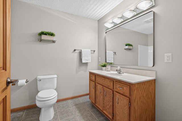 15004 Willa Court, Burnsville, MN 55306