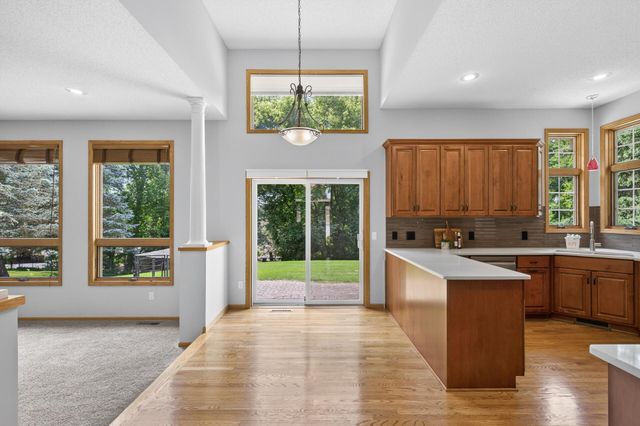 15004 Willa Court, Burnsville, MN 55306