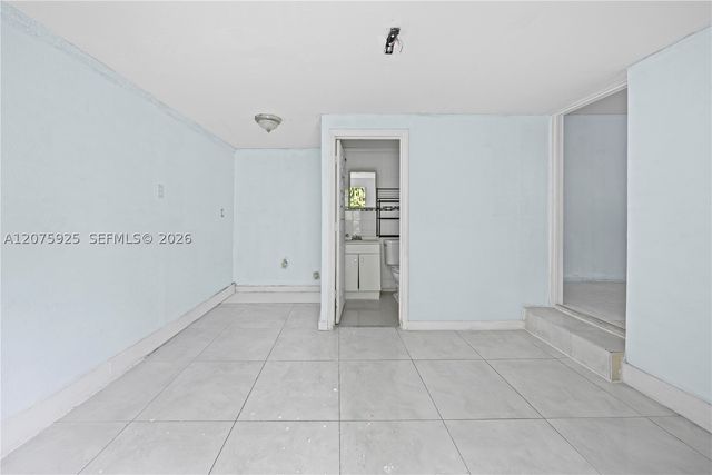 2723 NW 3rd St, Miami, FL 33125