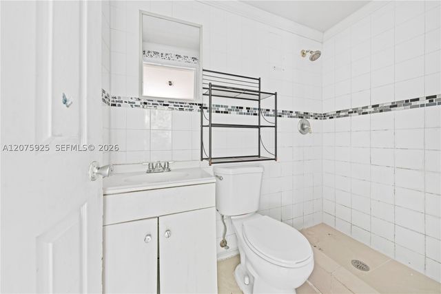 2723 NW 3rd St, Miami, FL 33125