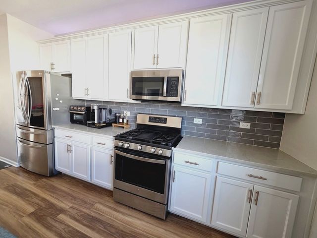 2707 Lily Lane, Rolling Meadows, IL 60008
