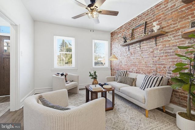 162 S 5TH ST, Columbia, PA 17512