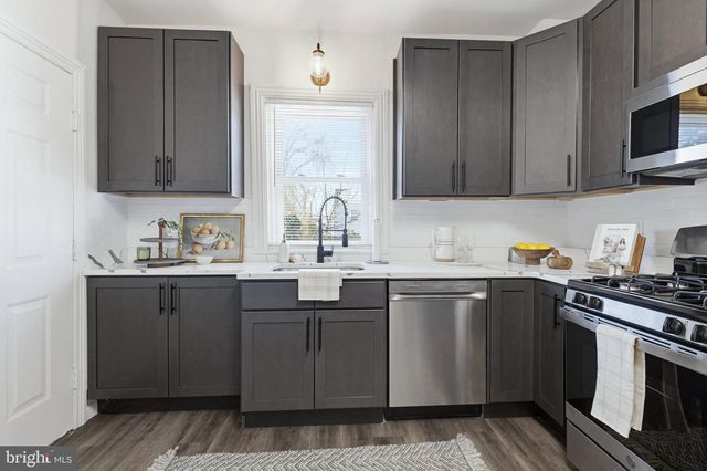 162 S 5TH ST, Columbia, PA 17512