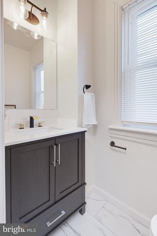 162 S 5TH ST, Columbia, PA 17512