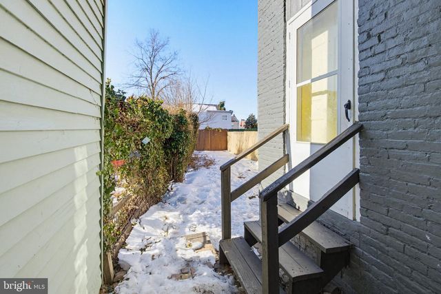 162 S 5TH ST, Columbia, PA 17512