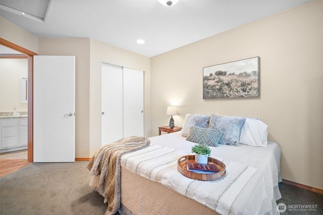 21211 89th Avenue NE, Arlington, WA 98223