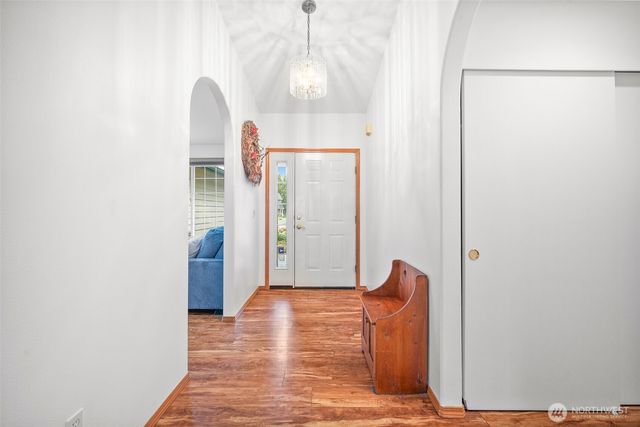21211 89th Avenue NE, Arlington, WA 98223