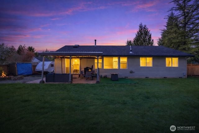 21211 89th Avenue NE, Arlington, WA 98223