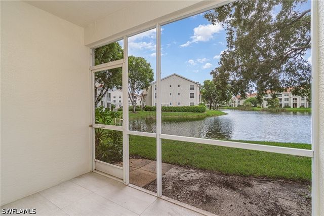 4710 Saint Croix LN 217, Naples, FL 34109