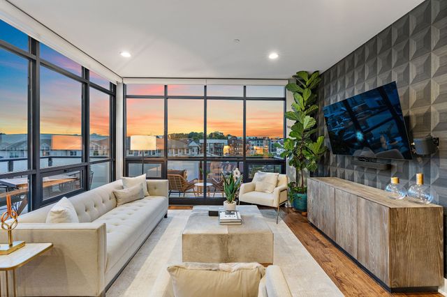 3000 Poston Ave Apt 503, Nashville, TN 37203