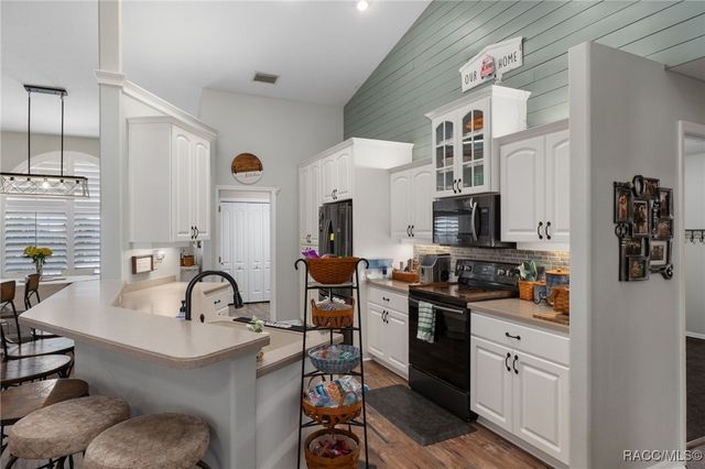 5726 W Chive Loop, Homosassa, FL 34448