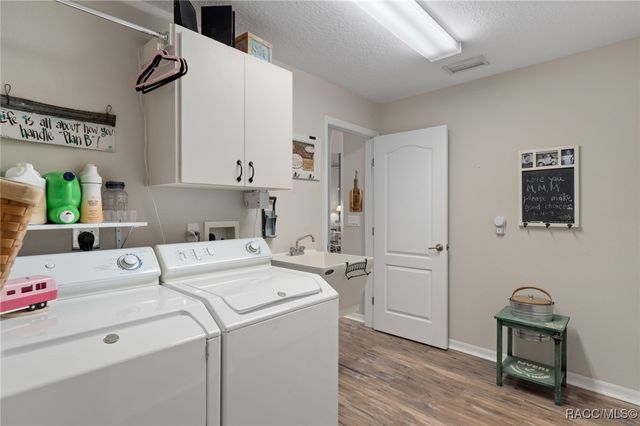 5726 W Chive Loop, Homosassa, FL 34448