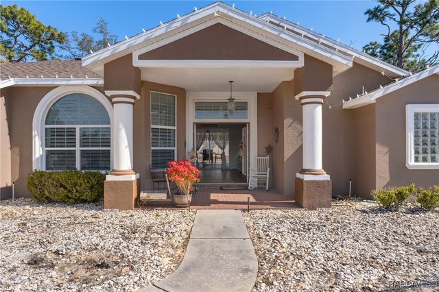 5726 W Chive Loop, Homosassa, FL 34448