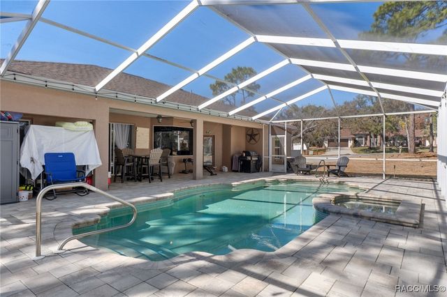 5726 W Chive Loop, Homosassa, FL 34448