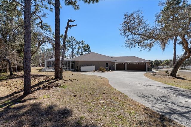 5726 W Chive Loop, Homosassa, FL 34448