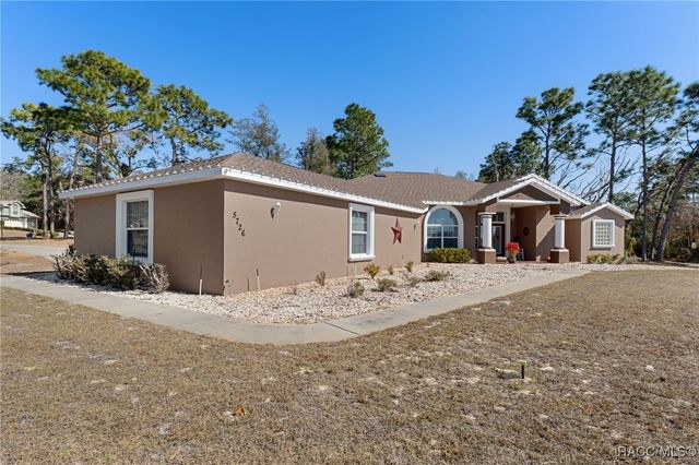 5726 W Chive Loop, Homosassa, FL 34448