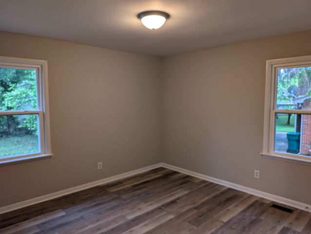 114 Bel Aire Dr, Winchester, TN 37398