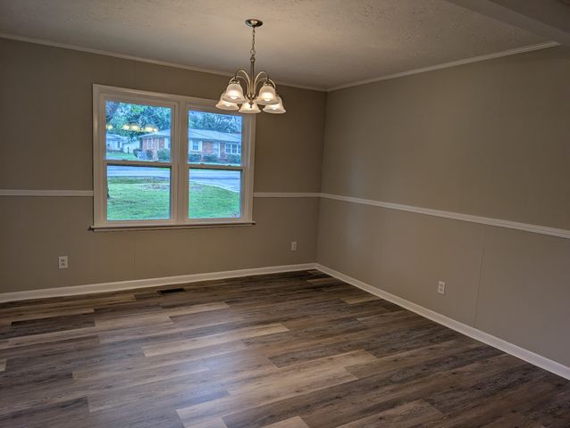 114 Bel Aire Dr, Winchester, TN 37398