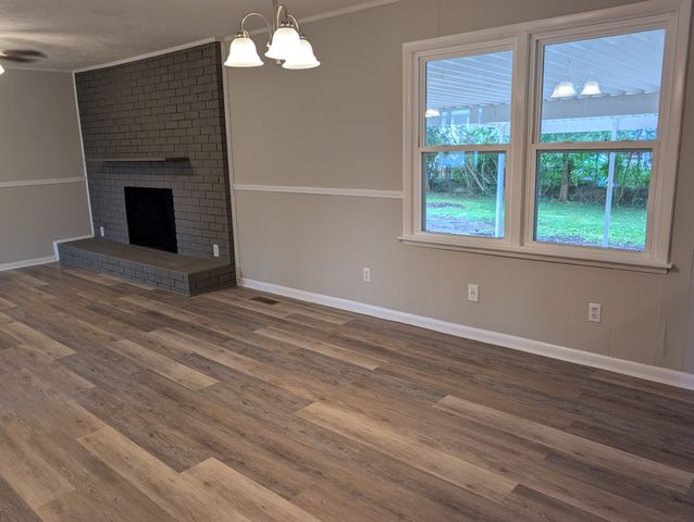 114 Bel Aire Dr, Winchester, TN 37398
