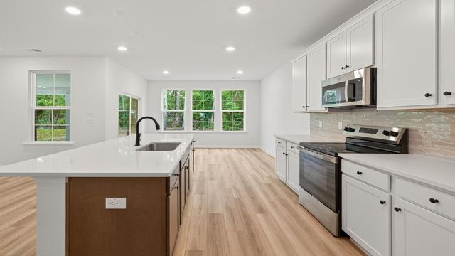 456 Cadbury Loop, Summerville, SC 29486