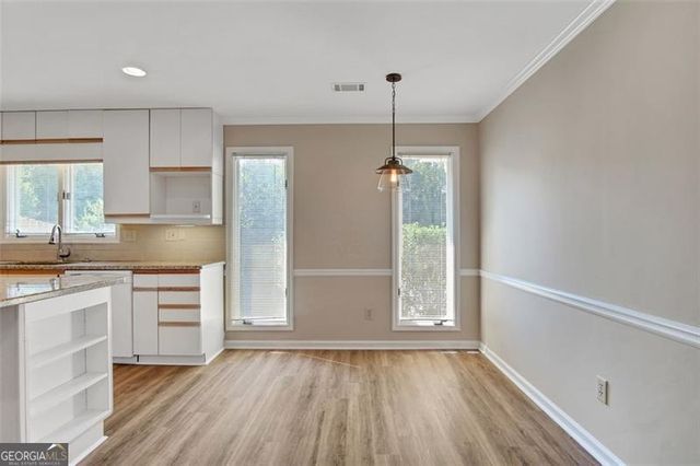 2052 Old Forge Way, Marietta, GA 30068