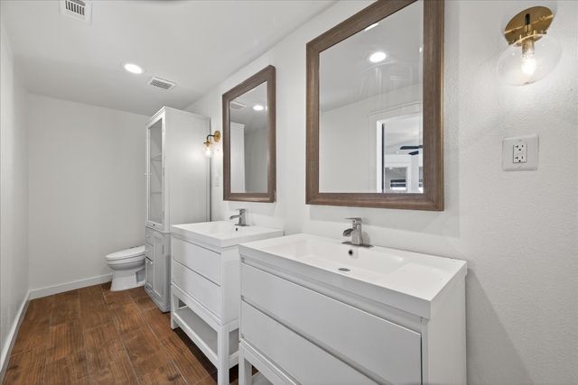 1219 S Waverly Drive, Dallas, TX 75208