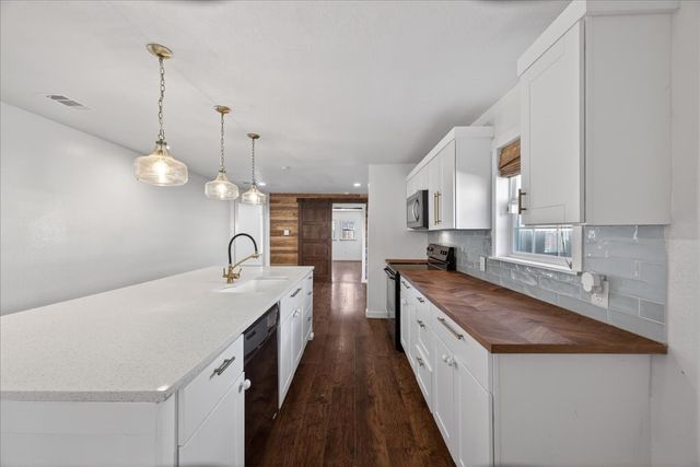 1219 S Waverly Drive, Dallas, TX 75208