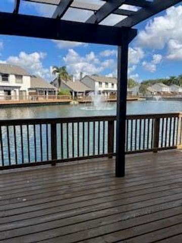 1010 Landings Boulevard, Greenacres, FL 33413