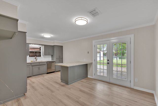 310 Lancashire Drive, Bossier City, LA 71111