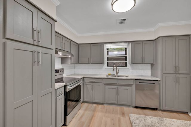 310 Lancashire Drive, Bossier City, LA 71111