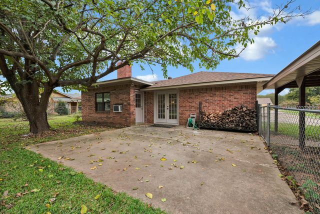 310 Lancashire Drive, Bossier City, LA 71111