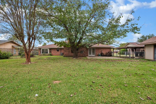 310 Lancashire Drive, Bossier City, LA 71111