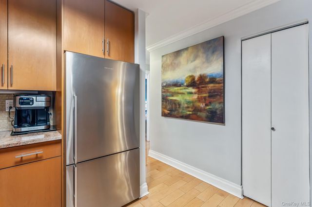 1805 215th Street 12F, Bayside, NY 11360