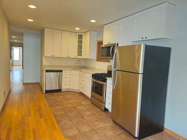 3043 N Ashland Avenue 2, Chicago, IL 60657