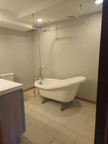 3043 N Ashland Avenue 2, Chicago, IL 60657
