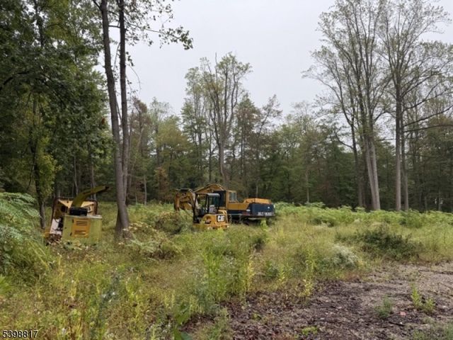 90 Century Ln, Watchung Boro, NJ 07069