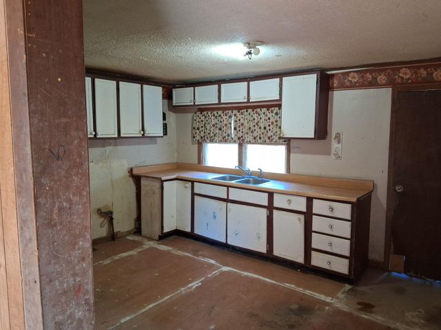 1370 Old Graysville Road, Dayton, TN 37321