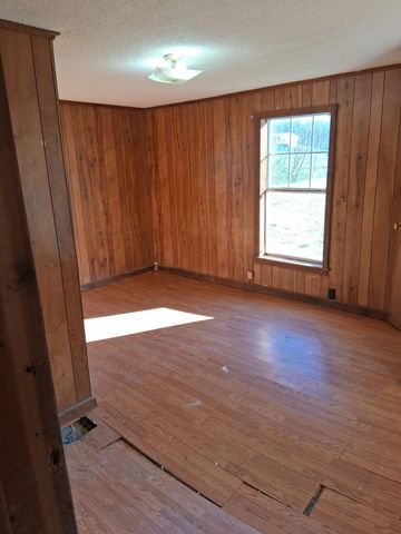 1370 Old Graysville Road, Dayton, TN 37321