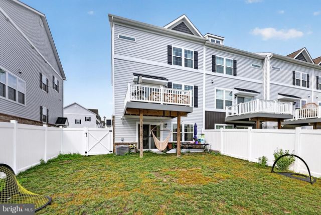 40 AUTUMN PARK DR, Medford, NJ 08055