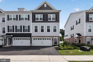 40 AUTUMN PARK DR, Medford, NJ 08055