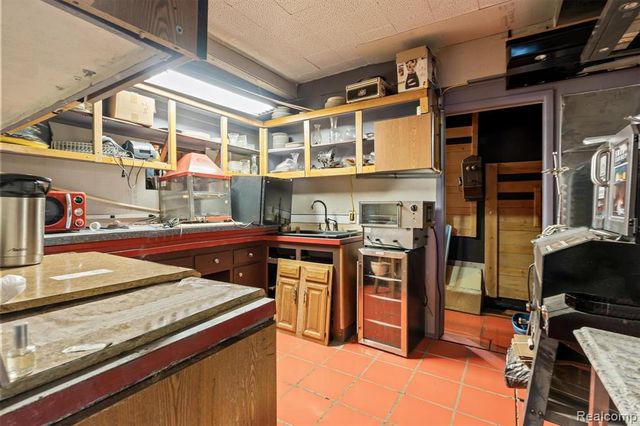 13419 Fenkell Street, Detroit, MI 48227