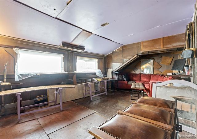 13419 Fenkell Street, Detroit, MI 48227