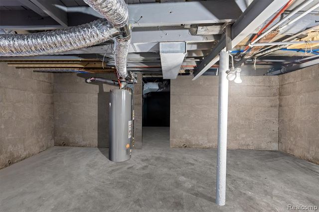 13419 Fenkell Street, Detroit, MI 48227