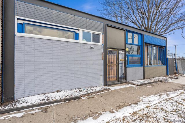 13419 Fenkell Street, Detroit, MI 48227