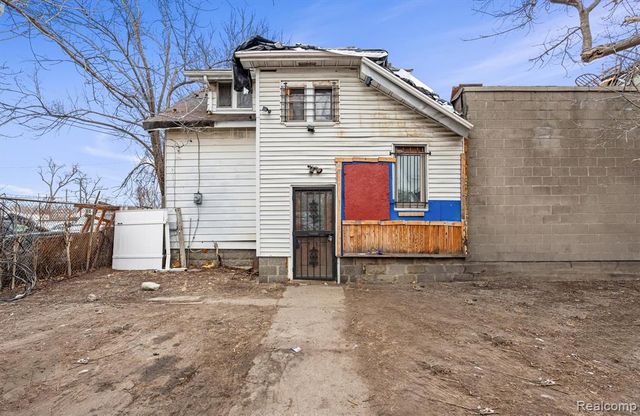 13419 Fenkell Street, Detroit, MI 48227