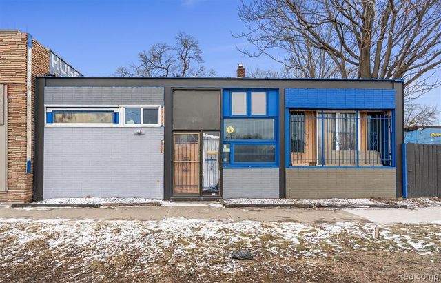 13419 Fenkell Street, Detroit, MI 48227